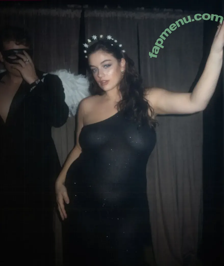 Sixtinerouyre nude photo #0072 (Sixtine)