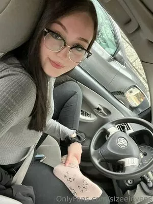 Sizeelevens / robinharrisjr nude photo #0026