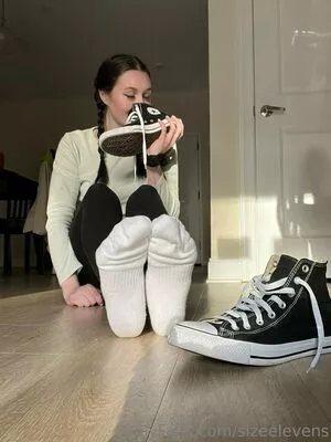 Sizeelevens / robinharrisjr nude photo #0031