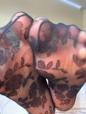 Sizeelevens / robinharrisjr nude photo #0201