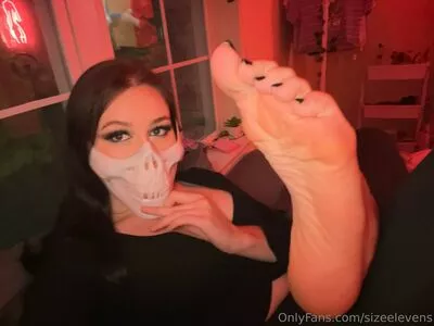 Sizeelevens / robinharrisjr nude photo #0220