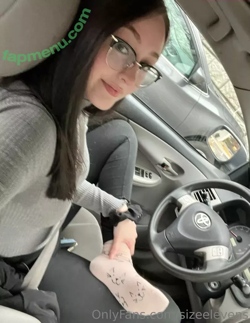 Sizeelevens nude photo #0013 (robinharrisjr)