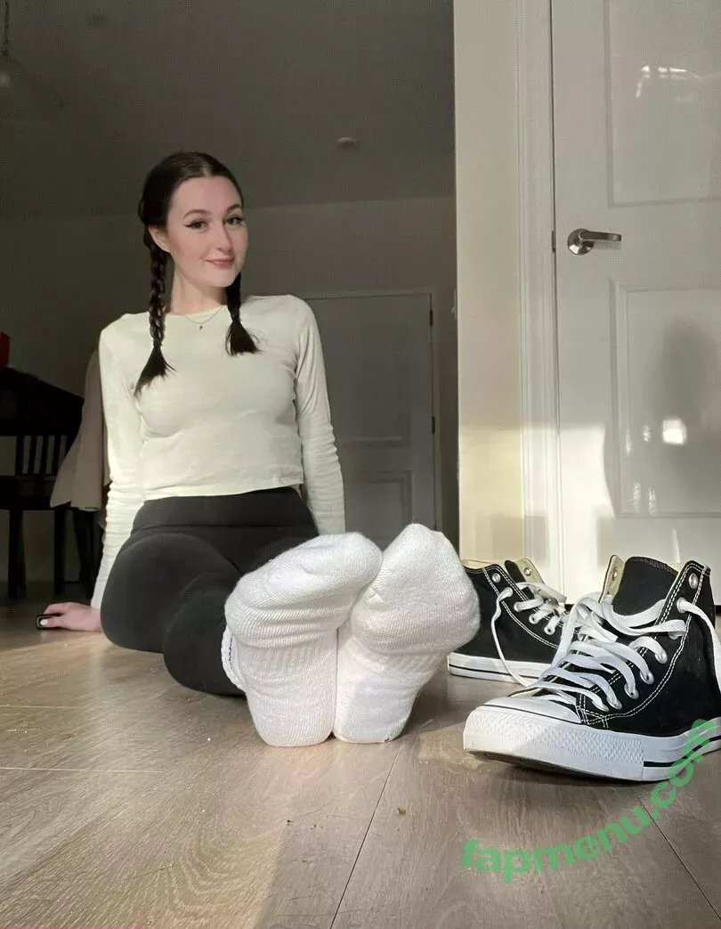 Sizeelevens nude photo #0033 (robinharrisjr)