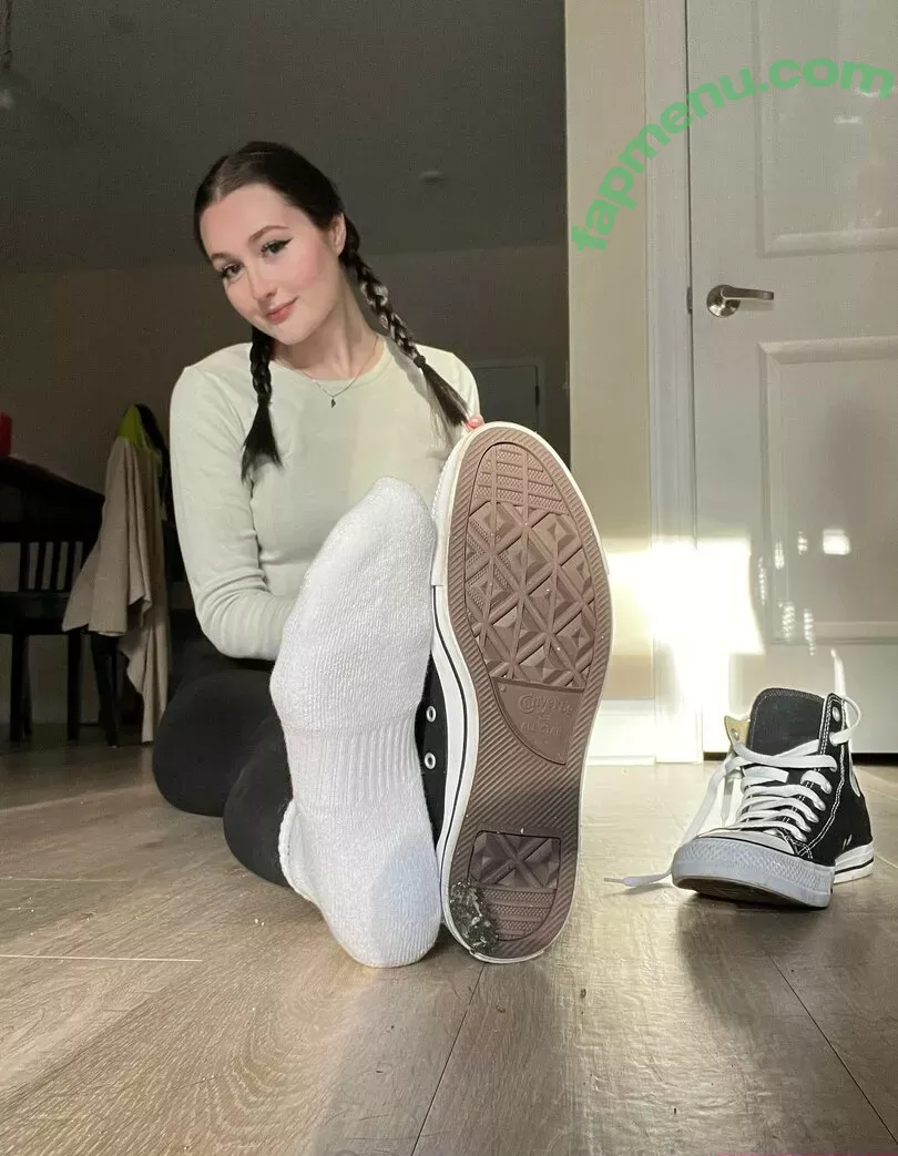 Sizeelevens nude photo #0046 (robinharrisjr)