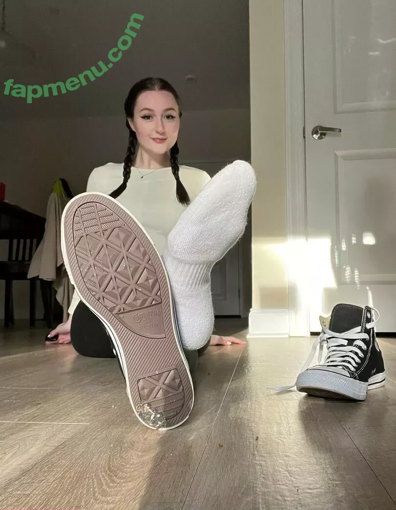 Sizeelevens nude photo #0047 (robinharrisjr)