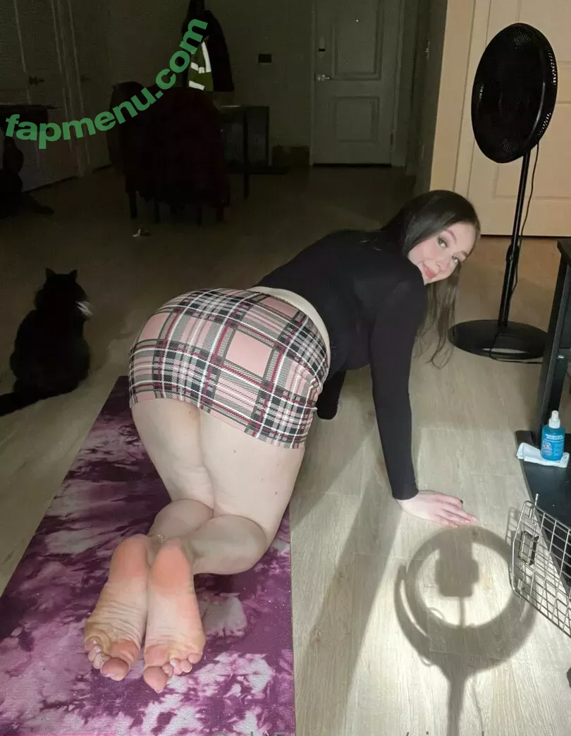 Sizeelevens nude photo #0232 (robinharrisjr)