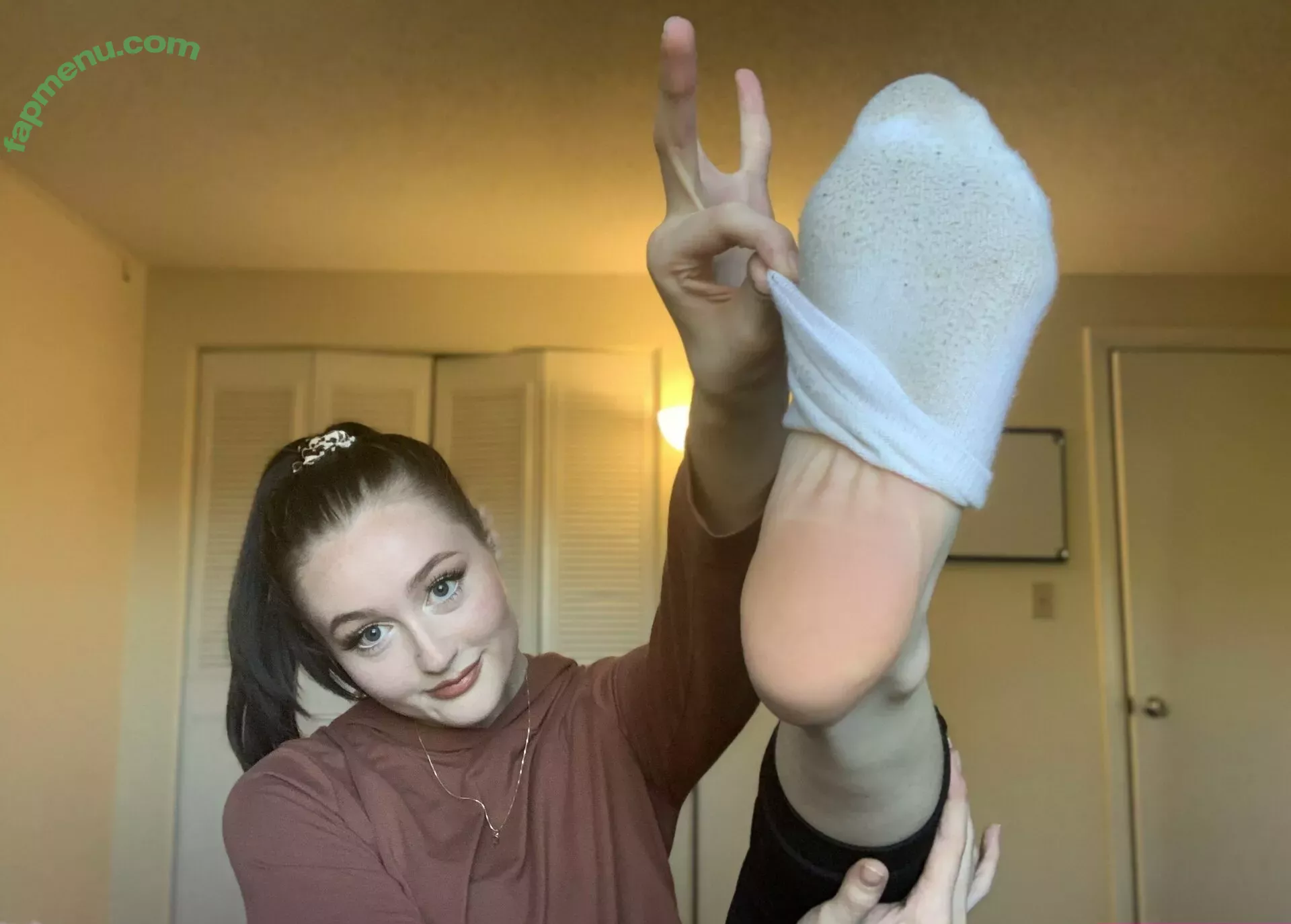 Sizeelevens nude photo #0246 (robinharrisjr)