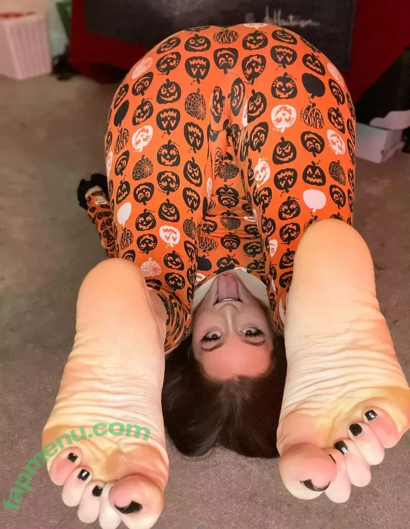 Sizeelevens nude photo #0417 (robinharrisjr)