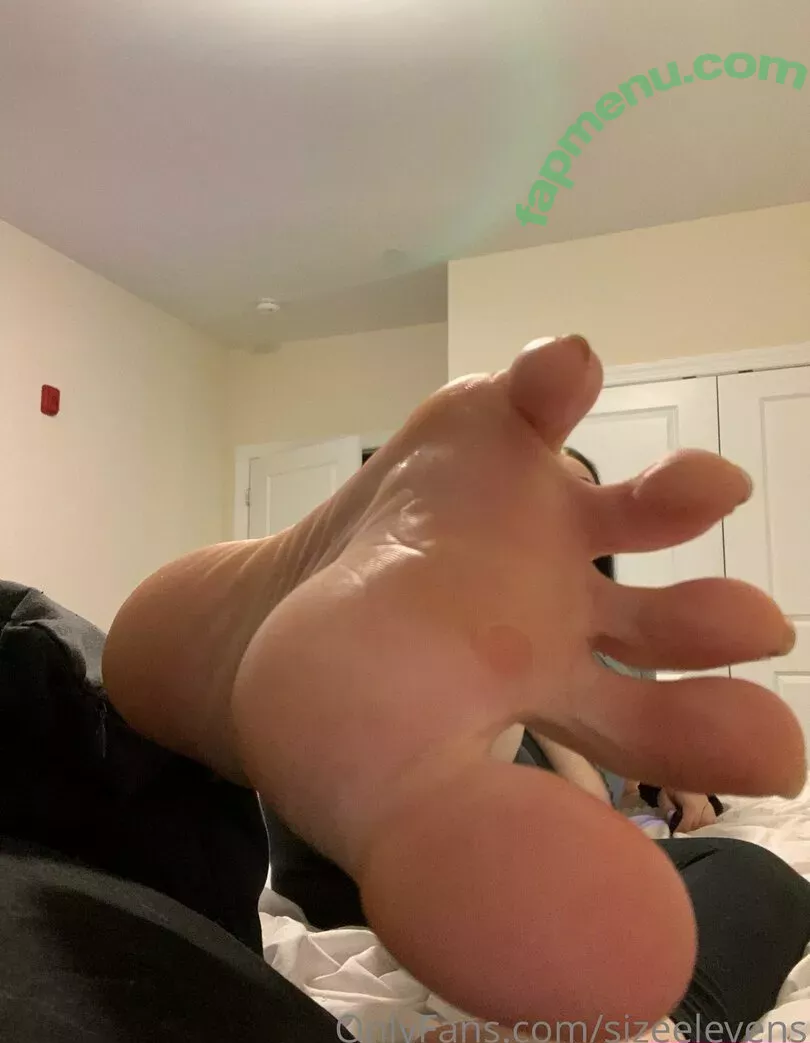 Sizeelevens nude photo #0631 (robinharrisjr)