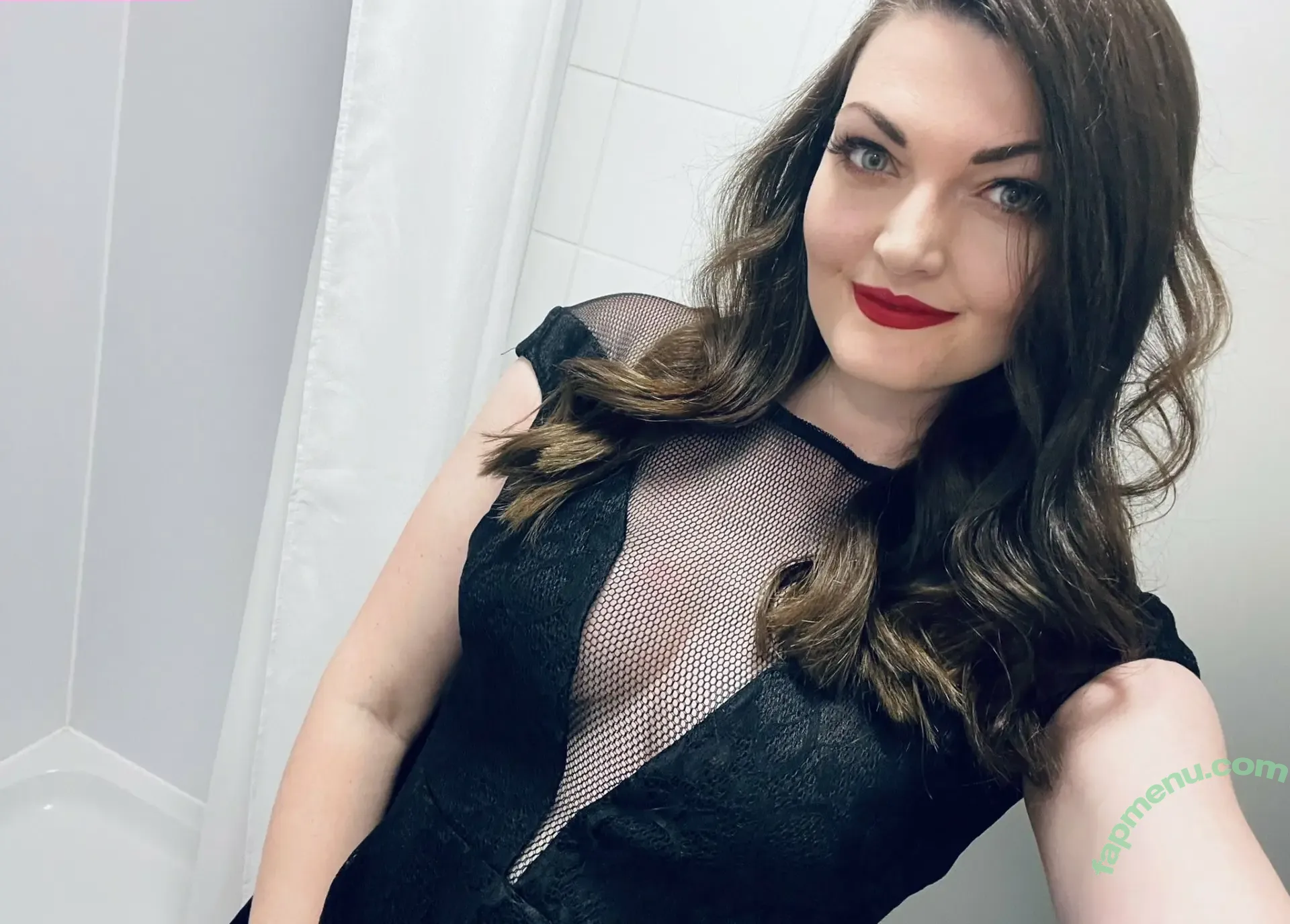 SizzSarz nude photo #0002 (SizzSarz)