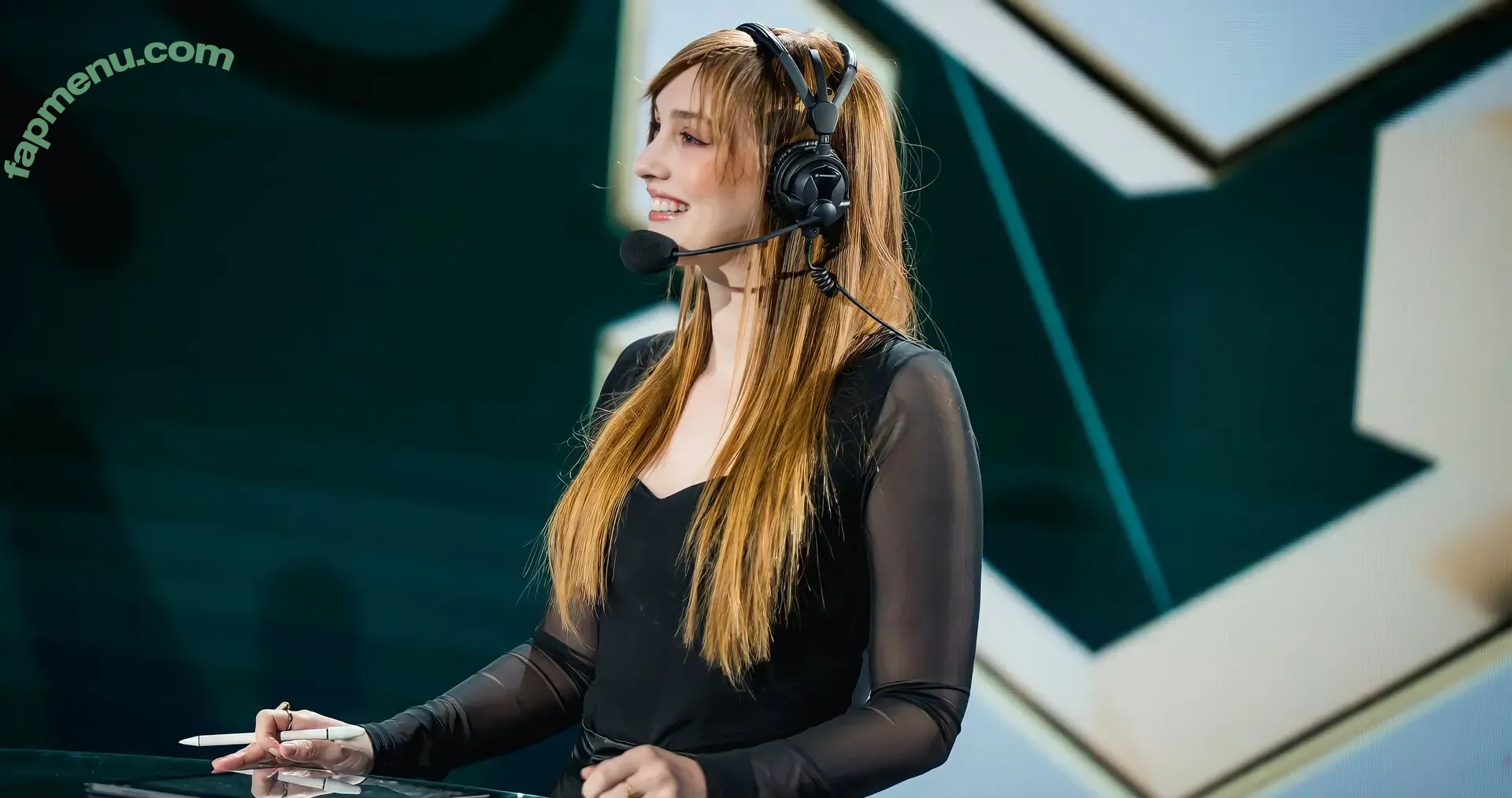 Sjokz nude photo #0059 (Eefje Depoortere / eefjah)