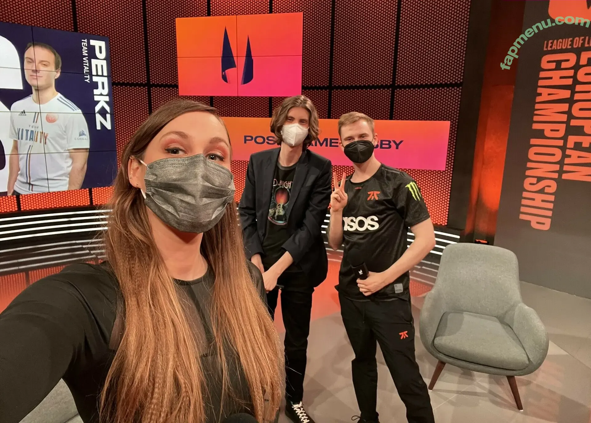 Sjokz nude photo #0127 (Eefje Depoortere / eefjah)