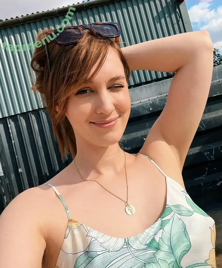 Sjokz nude photo #0155 (Eefje Depoortere / eefjah)