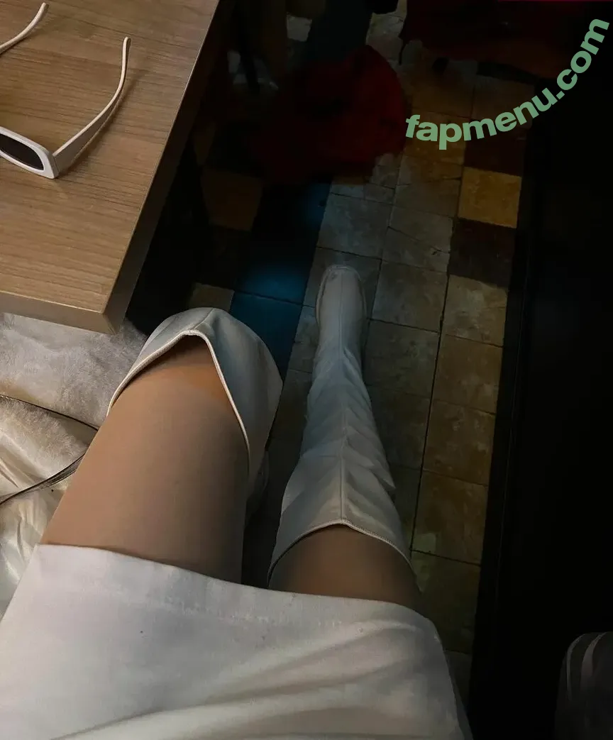 Sjokz nude photo #0235 (Eefje Depoortere / eefjah)