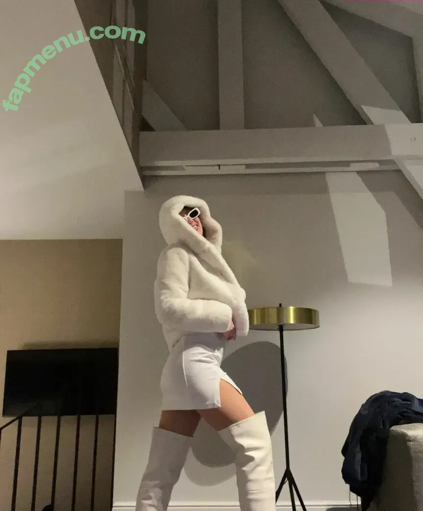 Sjokz nude photo #0236 (Eefje Depoortere / eefjah)