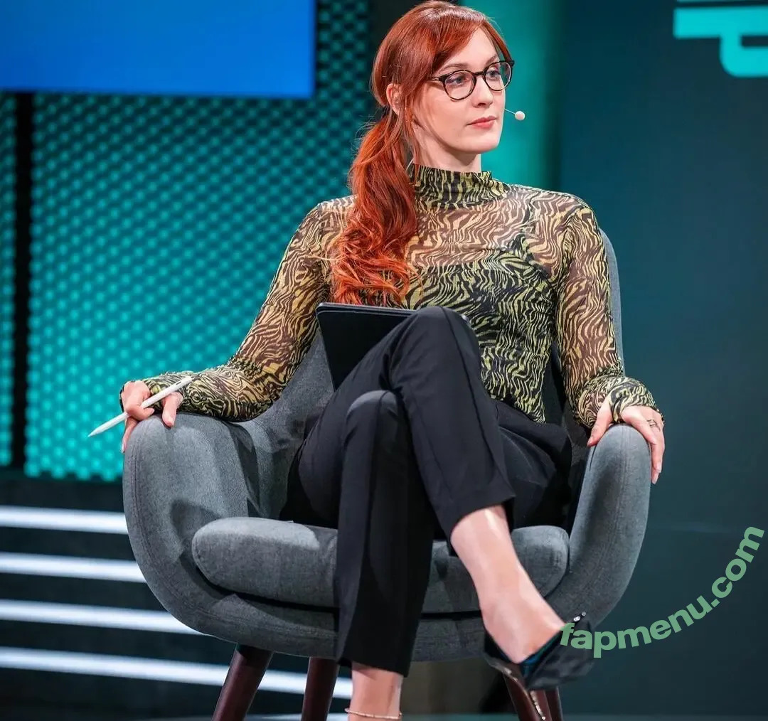 Sjokz nude photo #0269 (Eefje Depoortere / eefjah)