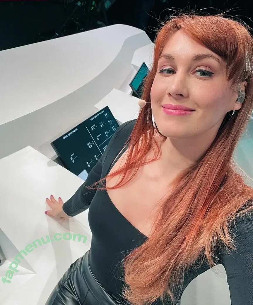 Sjokz nude photo #0326 (Eefje Depoortere / eefjah)