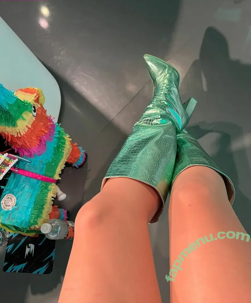 Sjokz nude photo #0395 (Eefje Depoortere / eefjah)