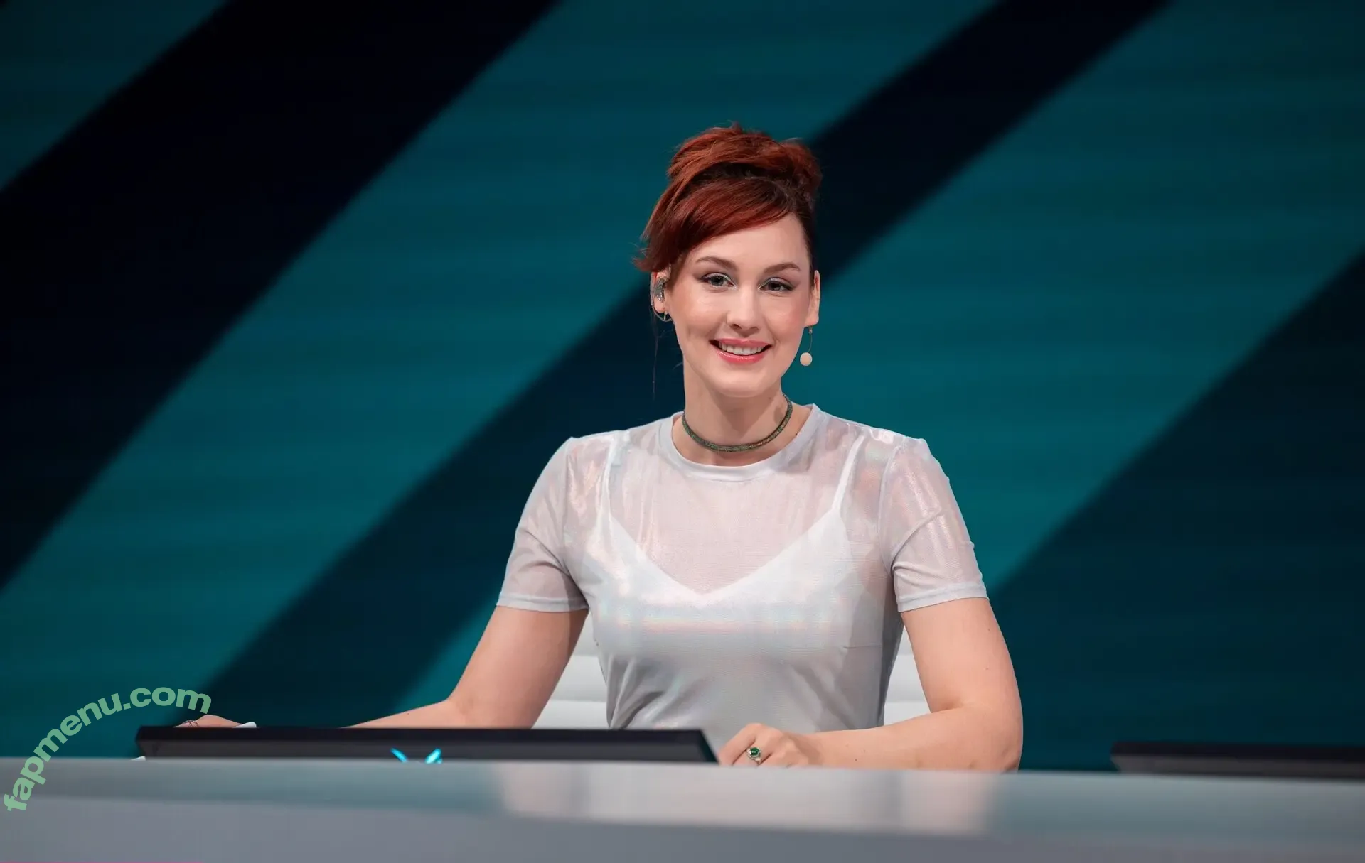 Sjokz nude photo #0408 (Eefje Depoortere / eefjah)