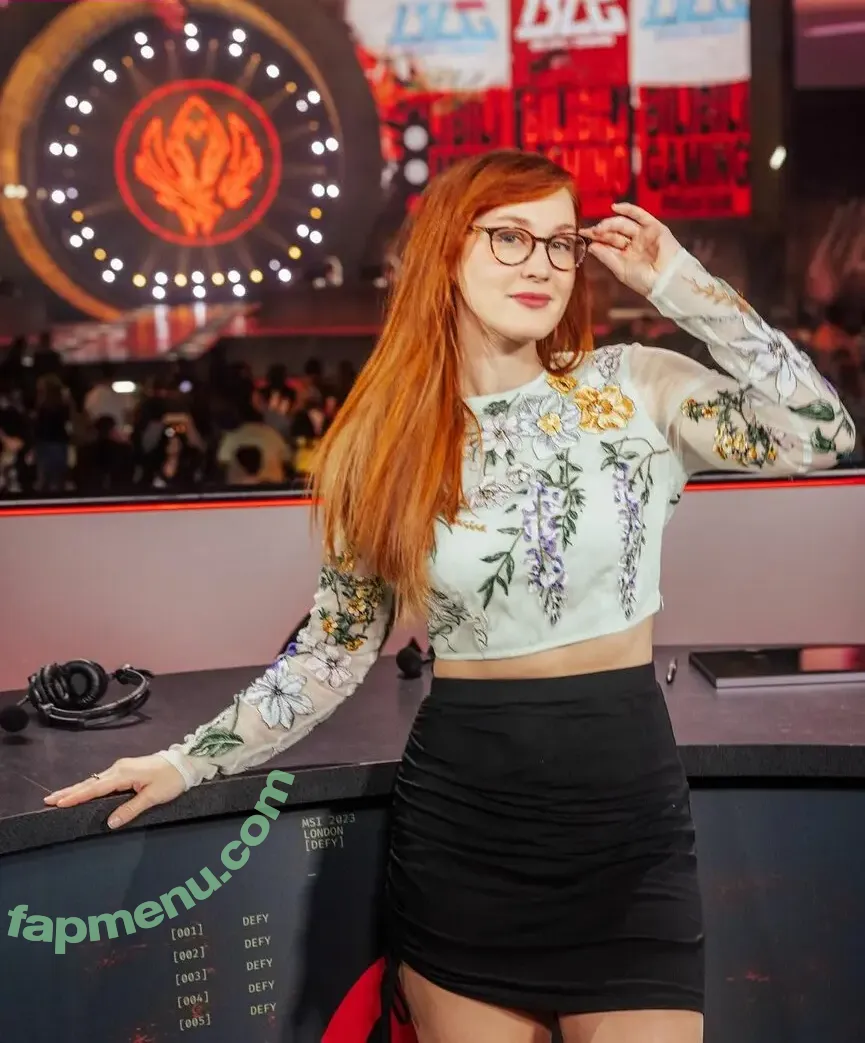 Sjokz nude photo #0495 (Eefje Depoortere / eefjah)