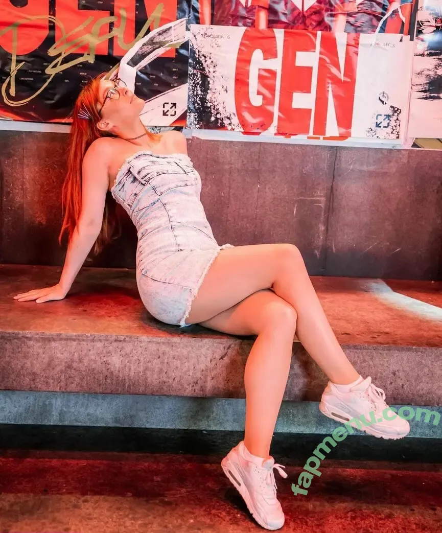 Sjokz nude photo #0496 (Eefje Depoortere / eefjah)