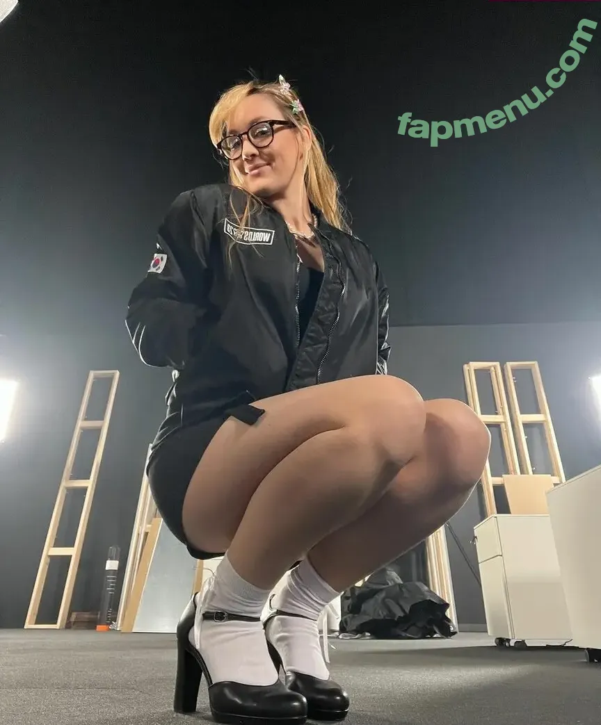 Sjokz nude photo #0877 (Eefje Depoortere / eefjah)