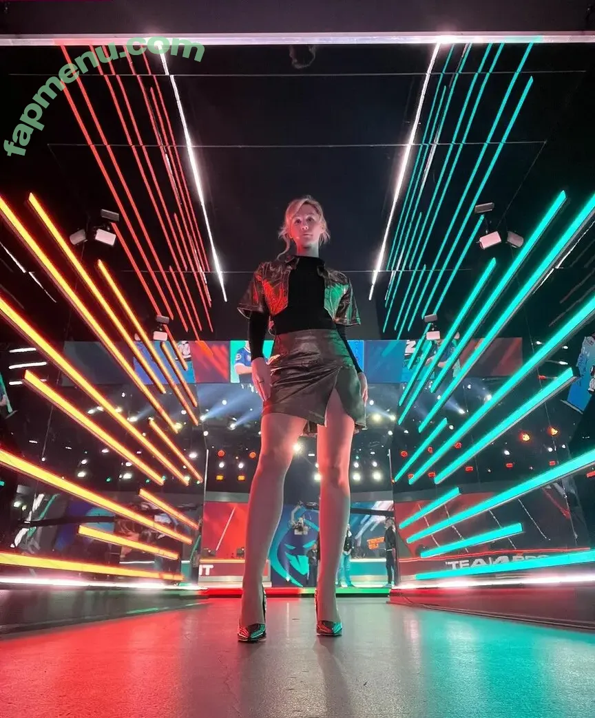 Sjokz nude photo #0941 (Eefje Depoortere / eefjah)