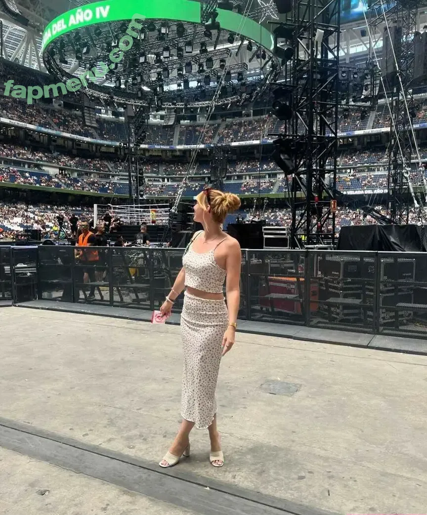 Sjokz nude photo #1120 (Eefje Depoortere / eefjah)