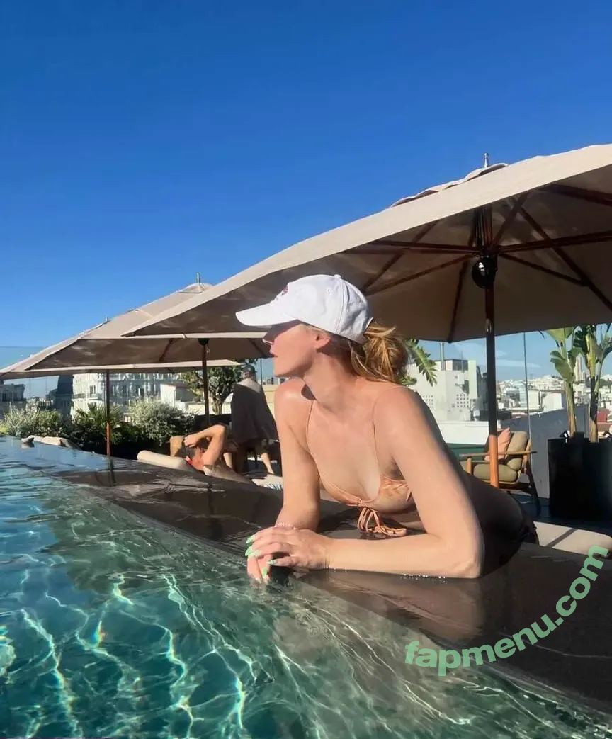 Sjokz nude photo #1122 (Eefje Depoortere / eefjah)