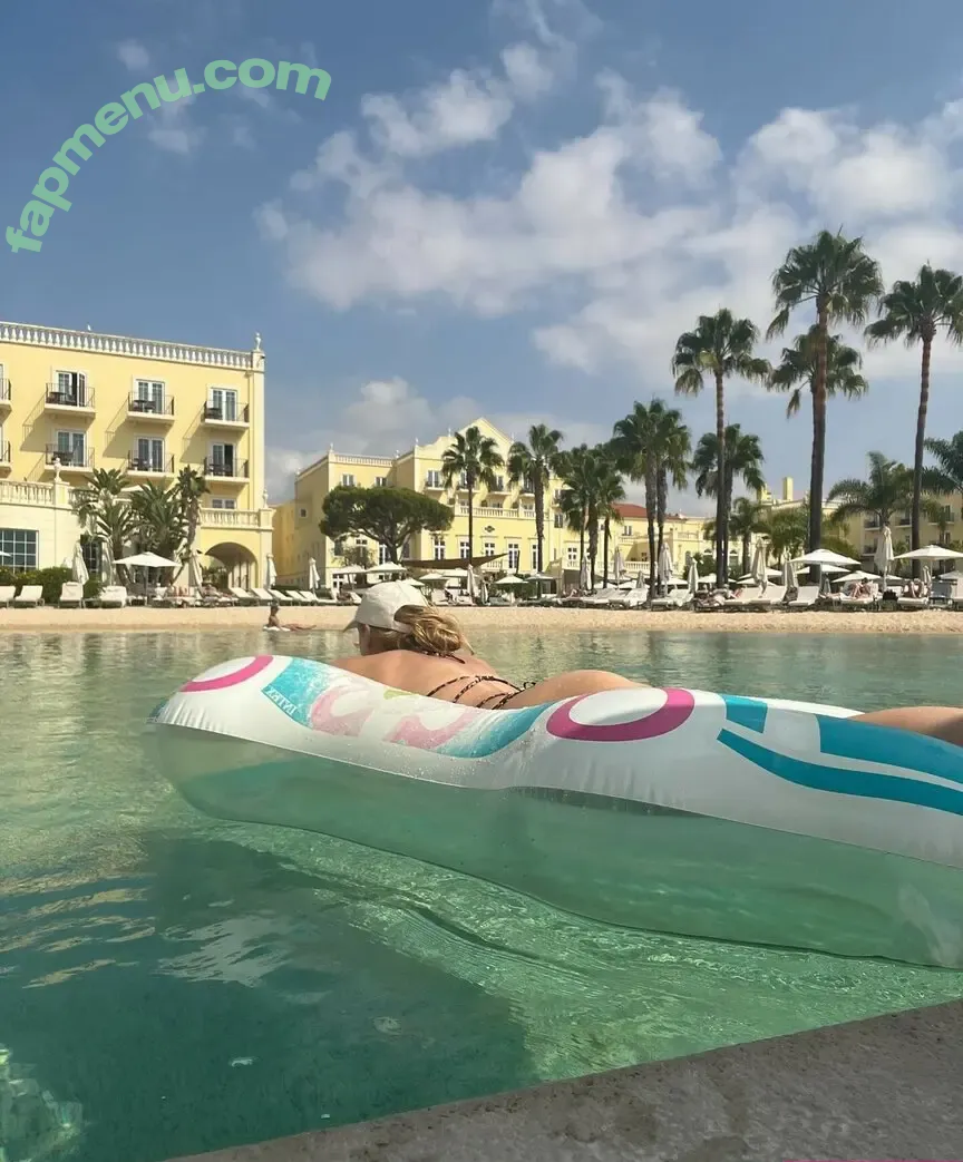 Sjokz nude photo #1208 (Eefje Depoortere / eefjah)