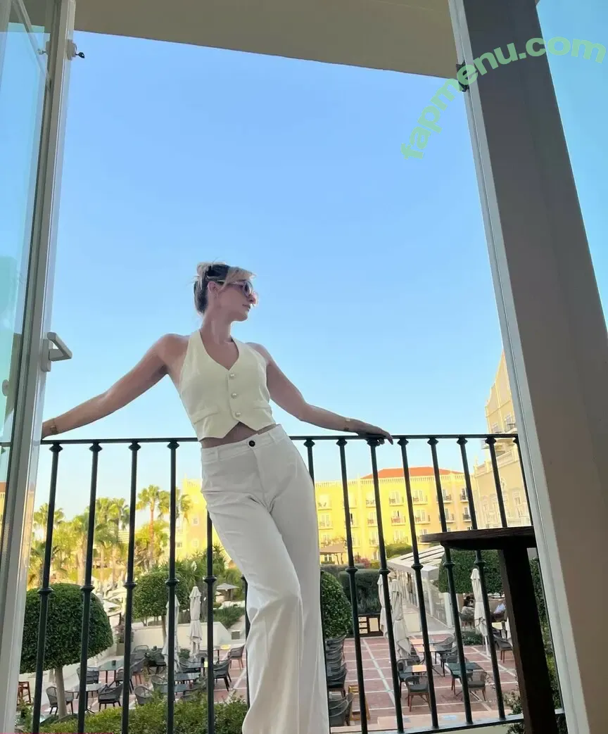 Sjokz nude photo #1209 (Eefje Depoortere / eefjah)