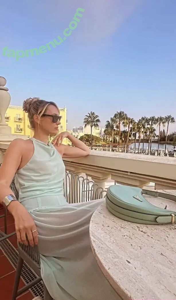 Sjokz nude photo #1223 (Eefje Depoortere / eefjah)