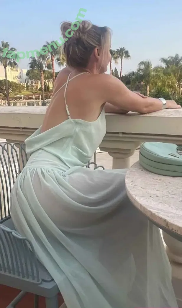 Sjokz nude photo #1224 (Eefje Depoortere / eefjah)