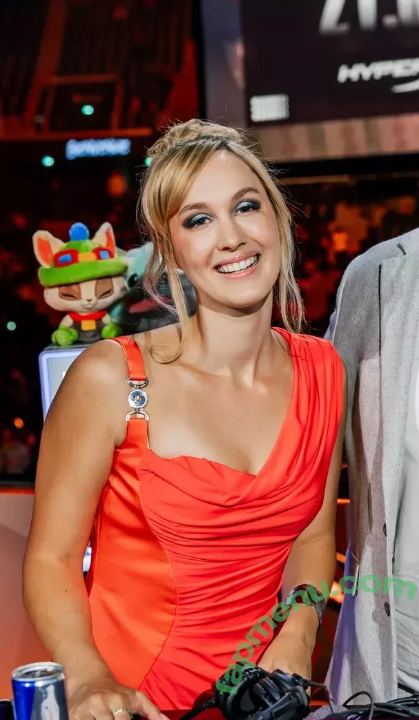 Sjokz nude photo #1278 (Eefje Depoortere / eefjah)