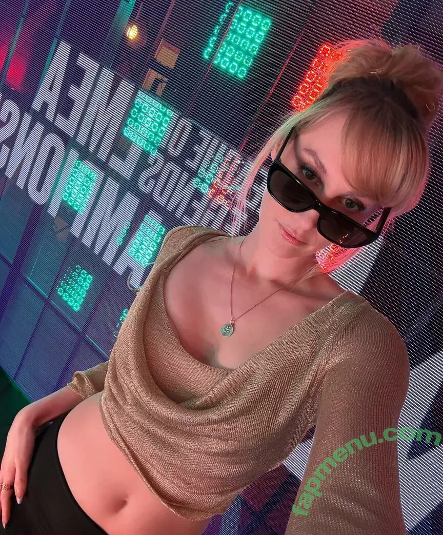 Sjokz nude photo #1356 (Eefje Depoortere / eefjah)