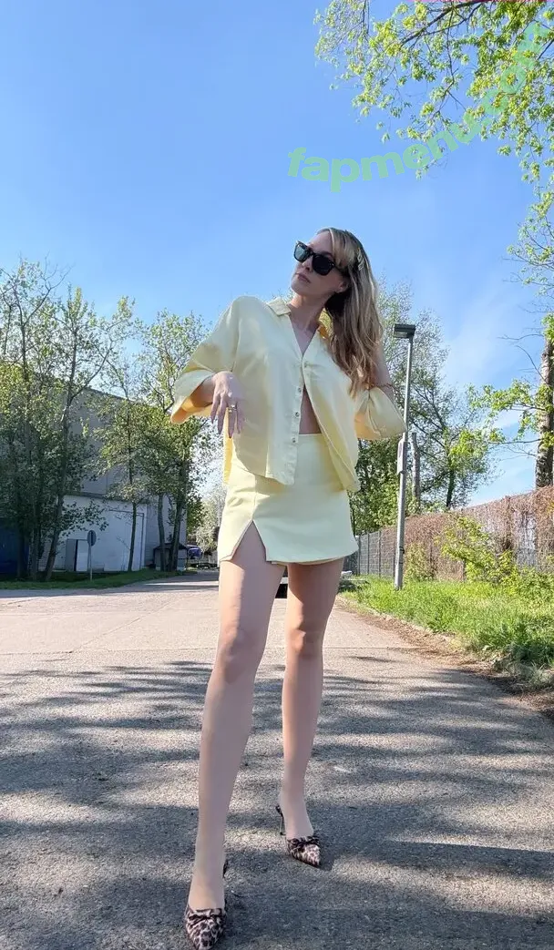 Sjokz nude photo #1416 (Eefje Depoortere / eefjah)