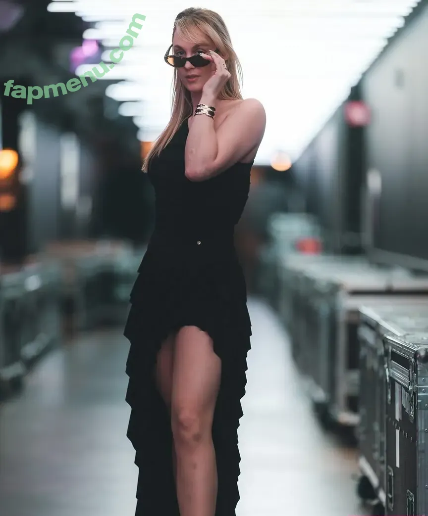 Sjokz nude photo #1498 (Eefje Depoortere / eefjah)