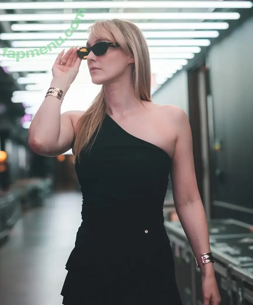 Sjokz nude photo #1499 (Eefje Depoortere / eefjah)