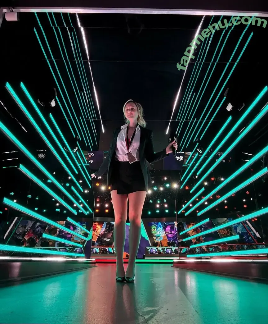 Sjokz nude photo #1607 (Eefje Depoortere / eefjah)
