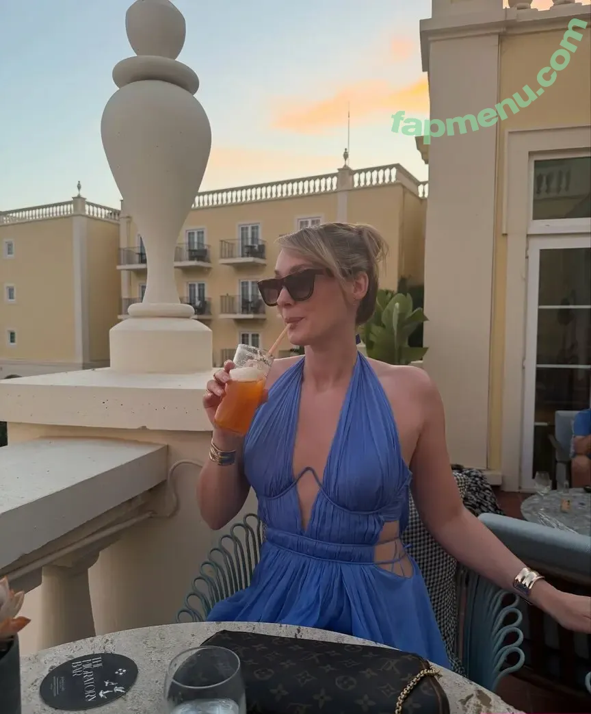 Sjokz nude photo #1626 (Eefje Depoortere / eefjah)