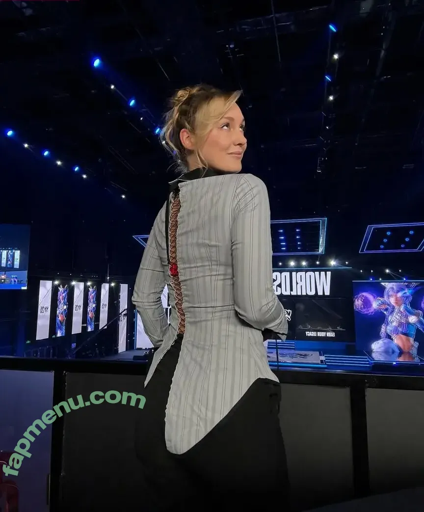 Sjokz nude photo #1654 (Eefje Depoortere / eefjah)