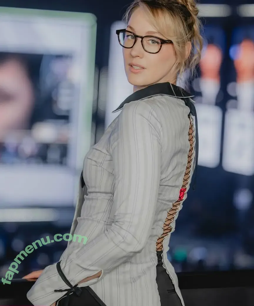 Sjokz nude photo #1656 (Eefje Depoortere / eefjah)