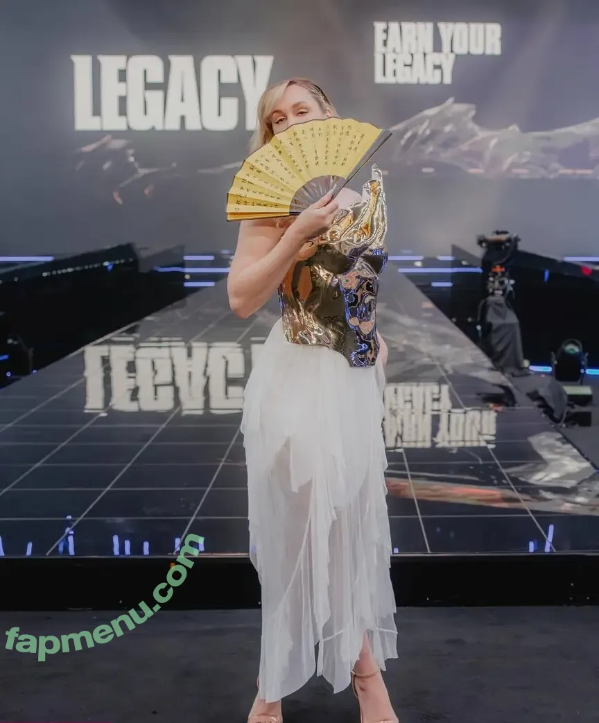 Sjokz nude photo #1690 (Eefje Depoortere / eefjah)