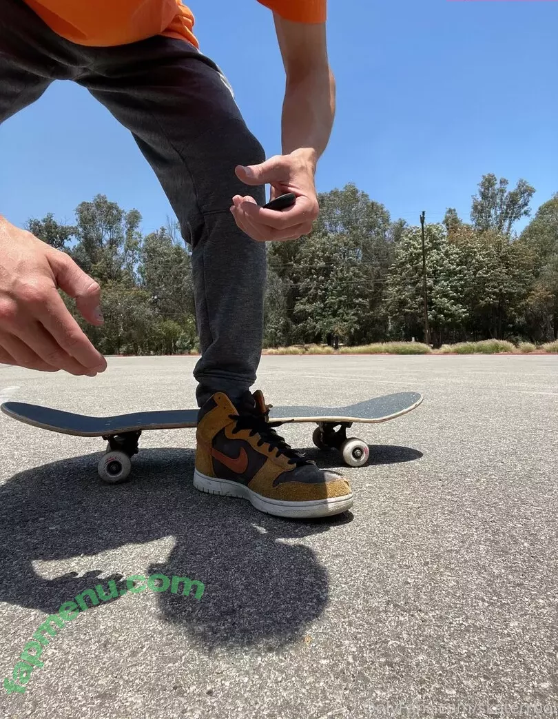 skaterrboi nude photo #0028 (skaterrboyy20)