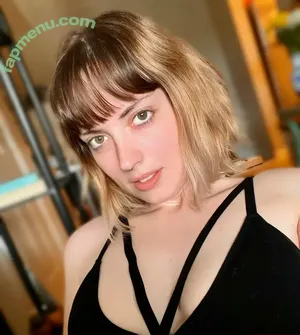  nude photo #0004