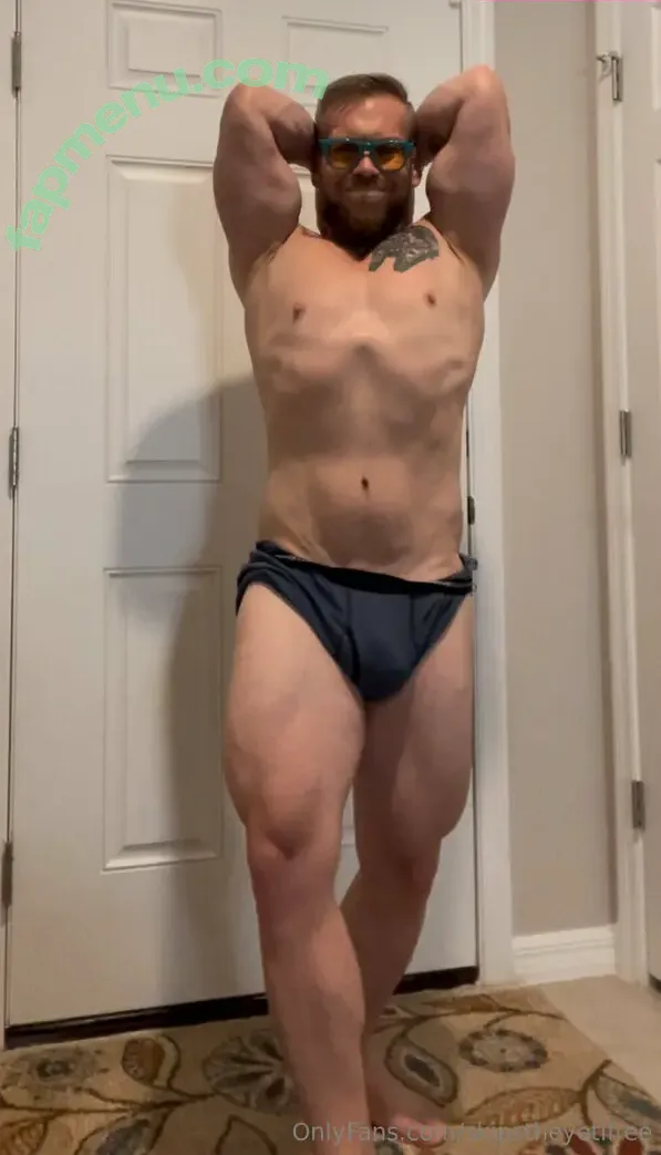 skipstheyetifree nude photo #0006 (skipstheyetifree)