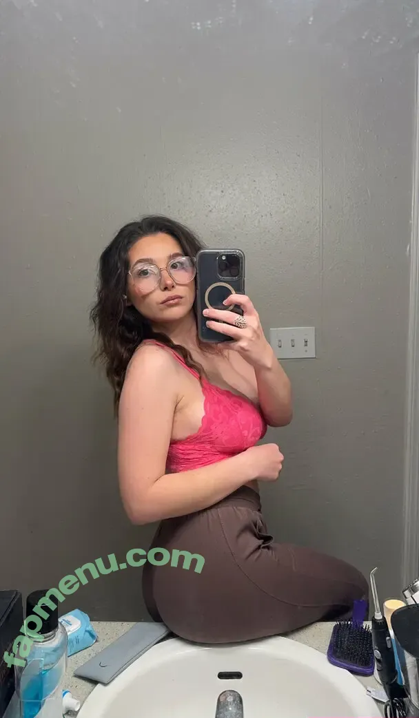 skuishiiiposr nude photo #0007 (skuishiiiposr)