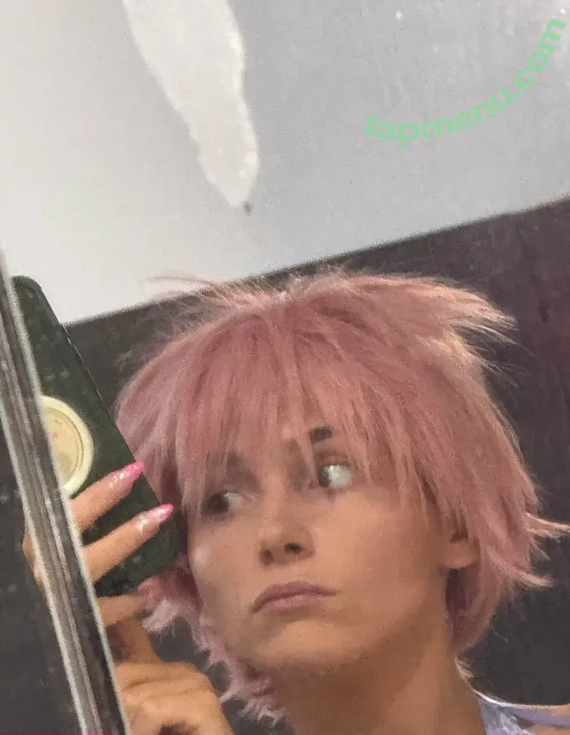 skuishiiiposr nude photo #0063 (skuishiiiposr)