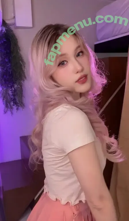 Skwid nude photo #0056 (Skwidcosplay)