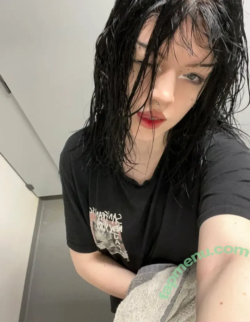 sky_cutiiexx nude photo #0015 (sky_cutiiexx)